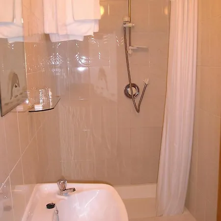 Konukevi Mountain View Oughterard